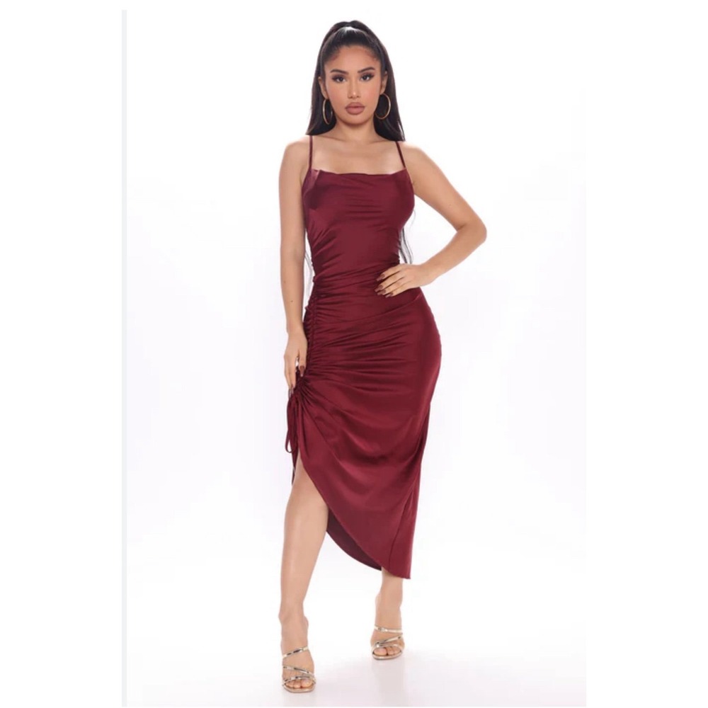 Fashion Nova Burgundy Ruched Bodycon Midi Dress Sleeveless Party Cocktail